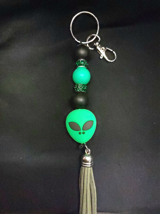 Outta This World – Green Alien Head Keychain with Green & Black Beads | Space Babe Vibes, UFO Cute Gift