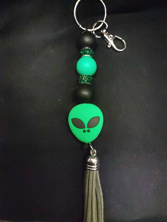 Outta This World – Green Alien Head Keychain with Green & Black Beads | Space Babe Vibes, UFO Cute Gift