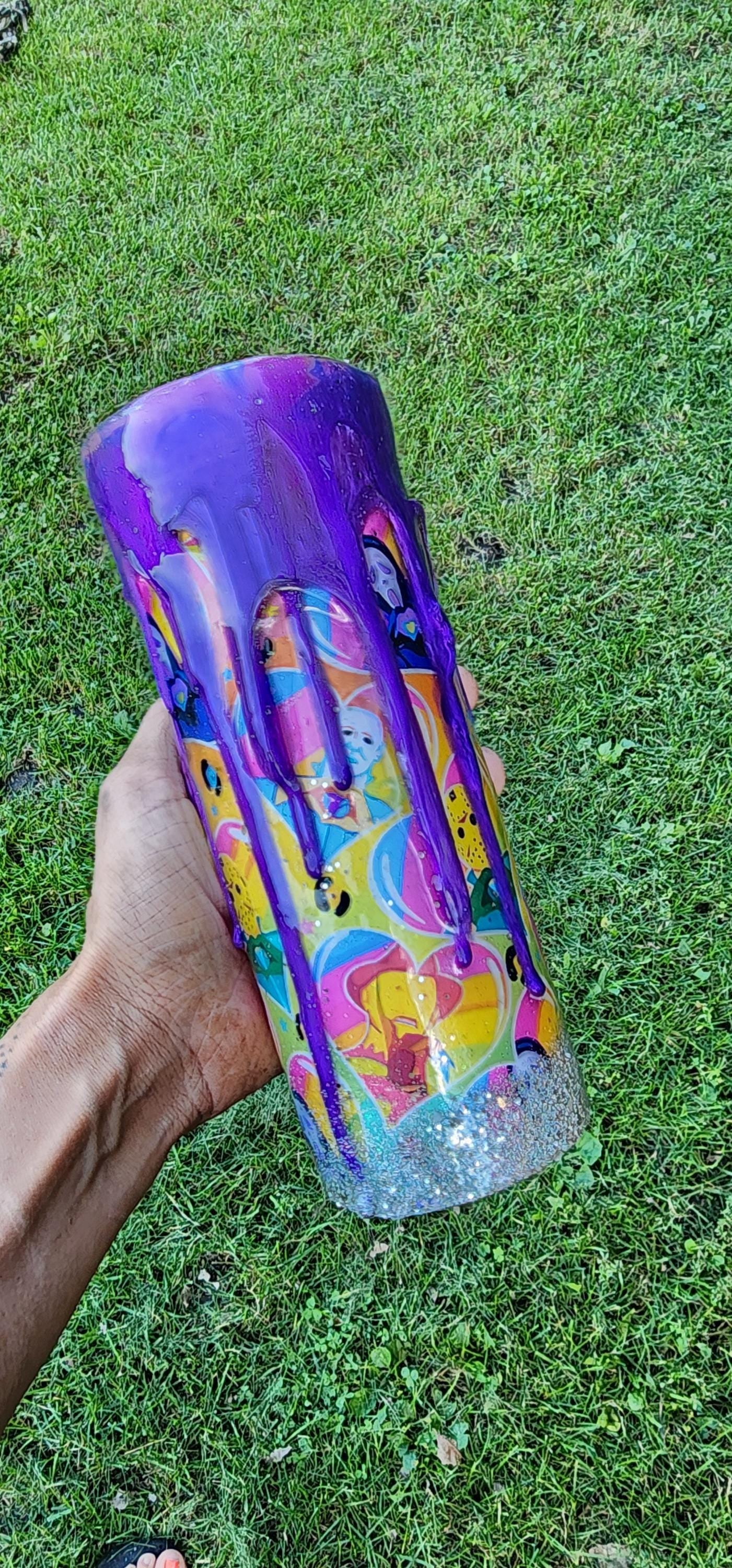 Spooky Season Skull Tumbler: Glittery Halloween Epoxy Cup