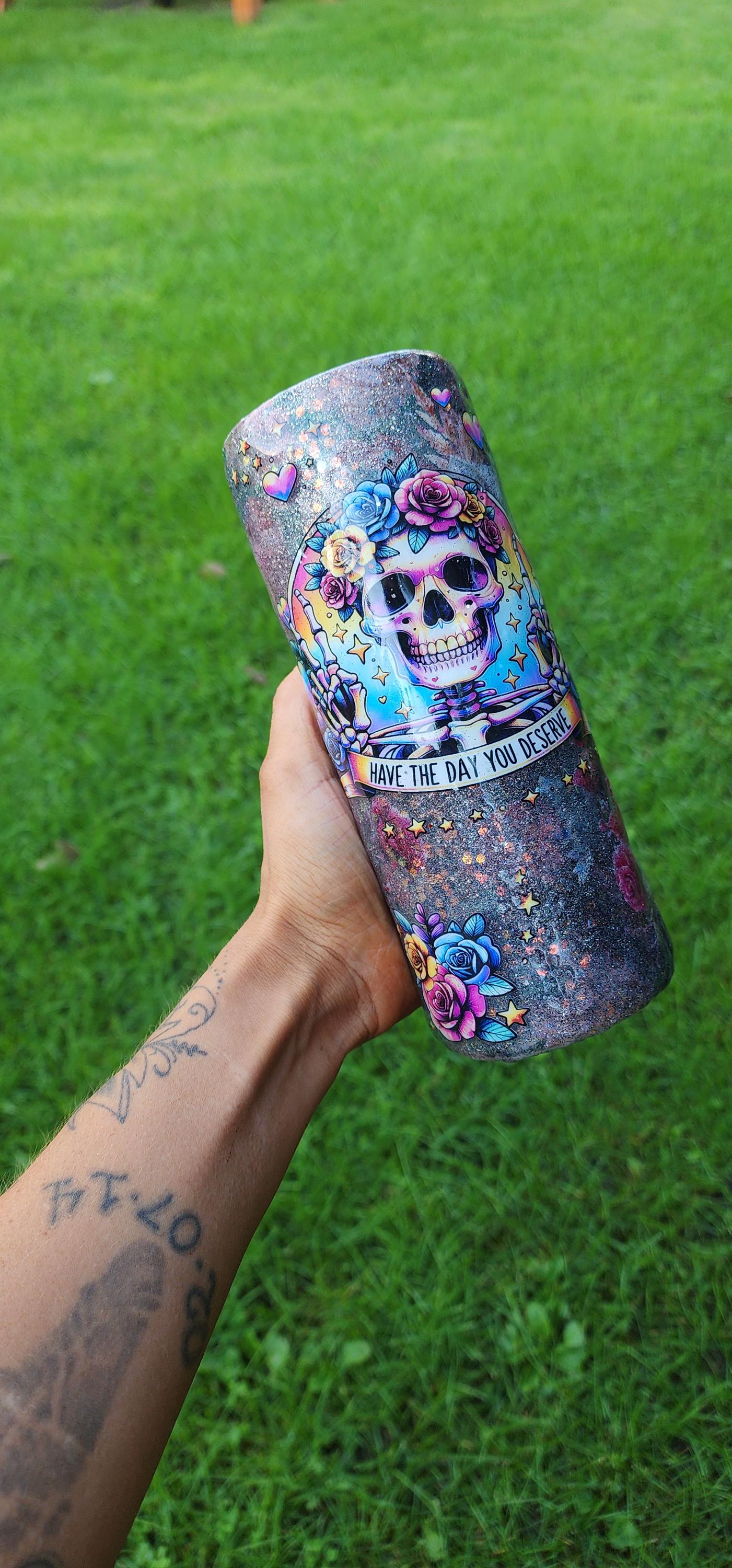 Skull & Rose Epoxy Tumbler: Gothic Floral Coffee Cup - Sarcastic Gift