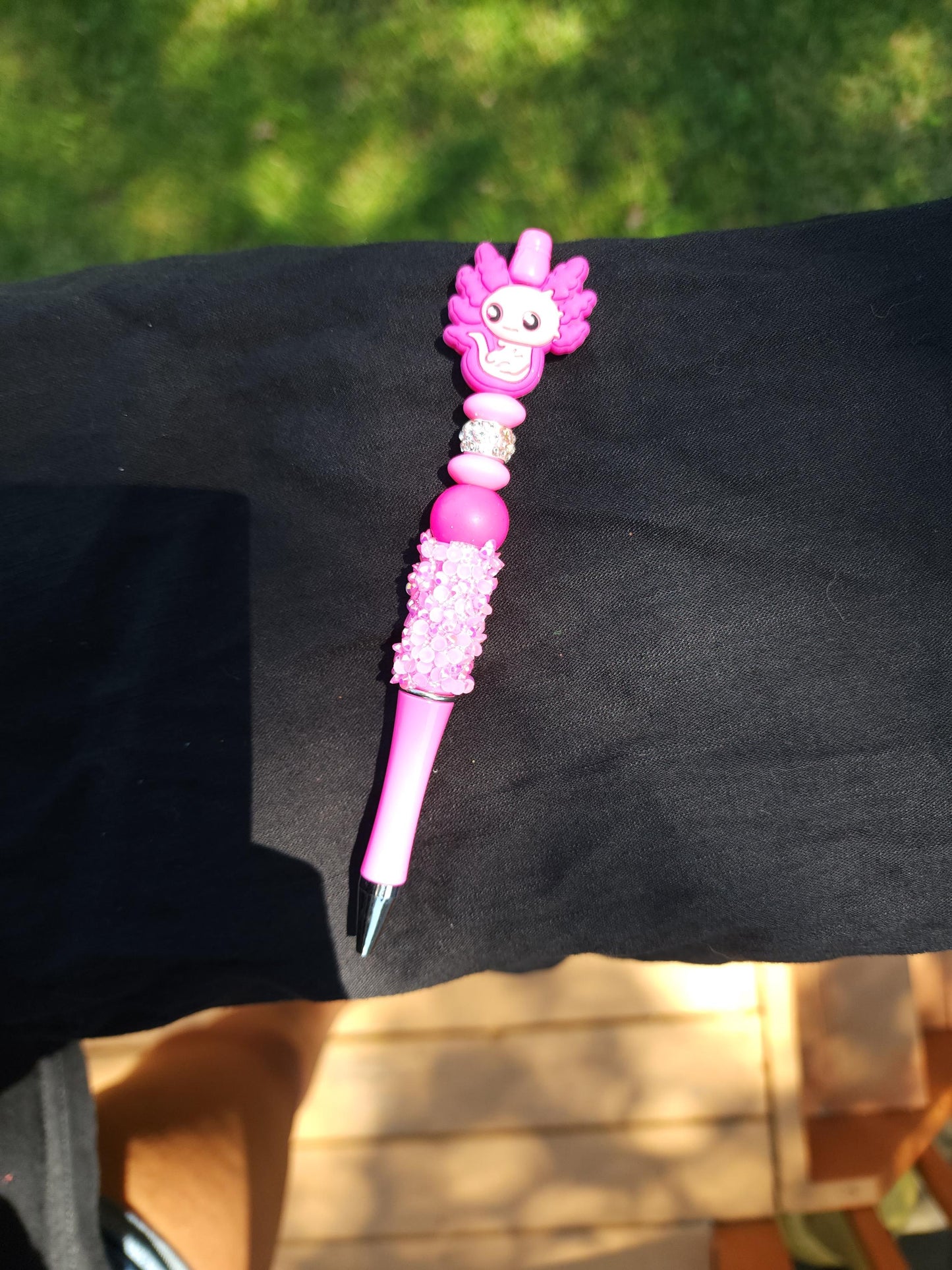 Sparkly Axolotl Beaded Pen: Kawaii School Stationery