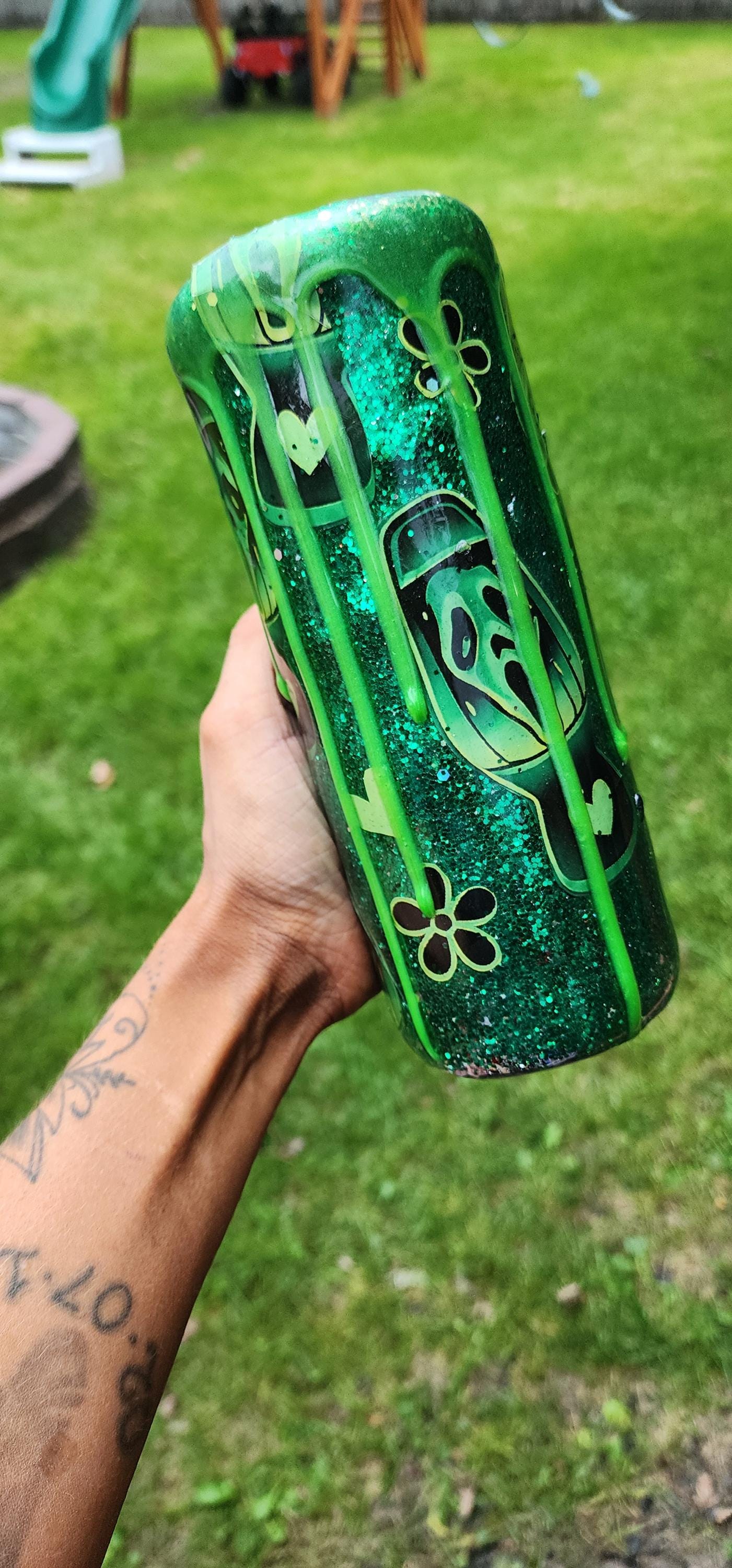 Green Glitter Ghost Face Tumbler: Spooky Drip Lava Lamp Cup