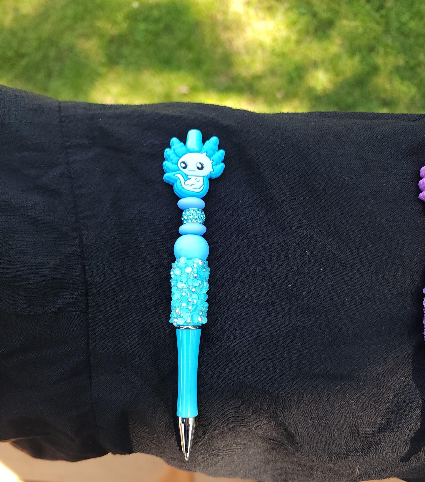 Sparkly Axolotl Beaded Pen: Kawaii School Stationery