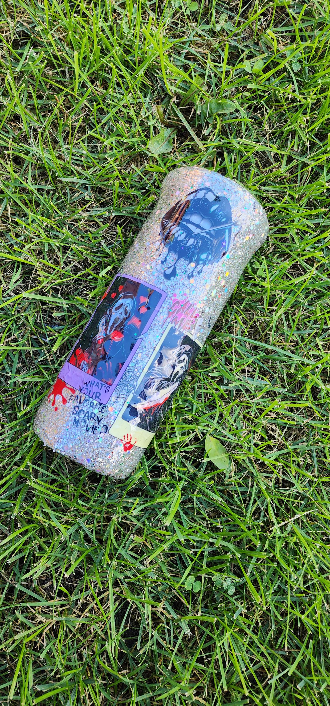 Scream-Inspired Ghost Face Epoxy Tumbler | Glitter Horror Cup for Spooky Vibes