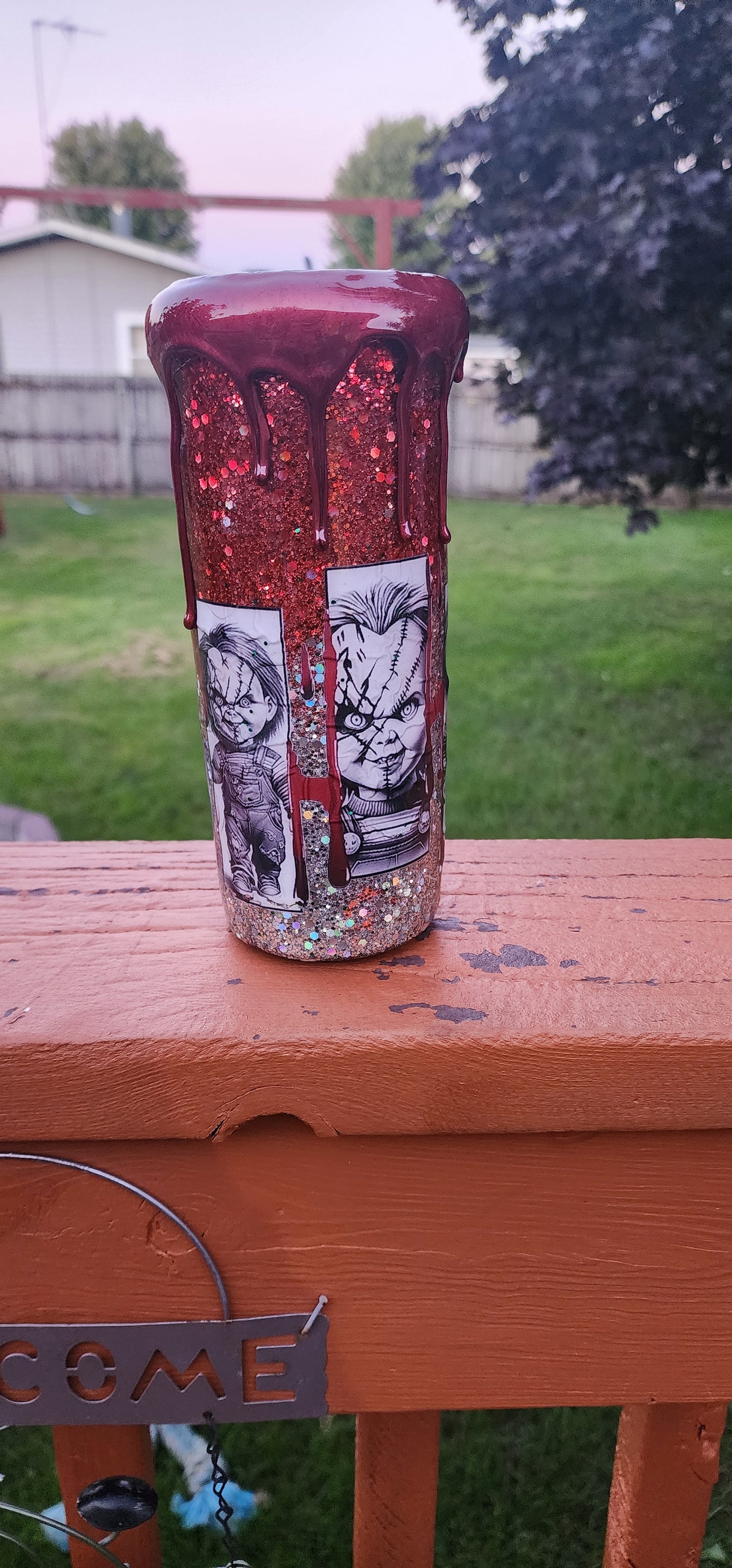 Chucky Horror 20oz Epoxy Stainless Steel Drip Tumbler – Creepy Cute Horror Cup, Scary Movie Fan Gift, Halloween Bloody Horror Drinkware