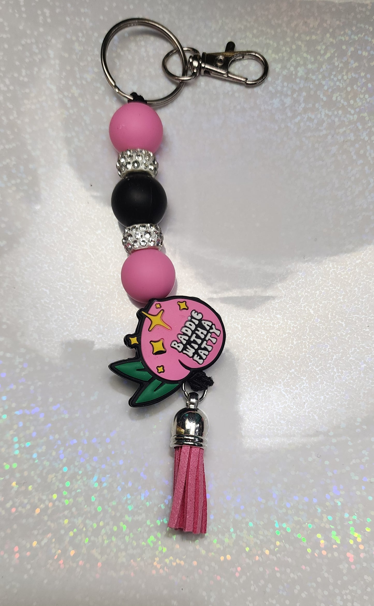 Baddie with a Fatty Peach Keychain – Funny Beaded Keyring, Sassy Bag Charm, Booty Gift for Bestie, Handmade Attitude Accessory