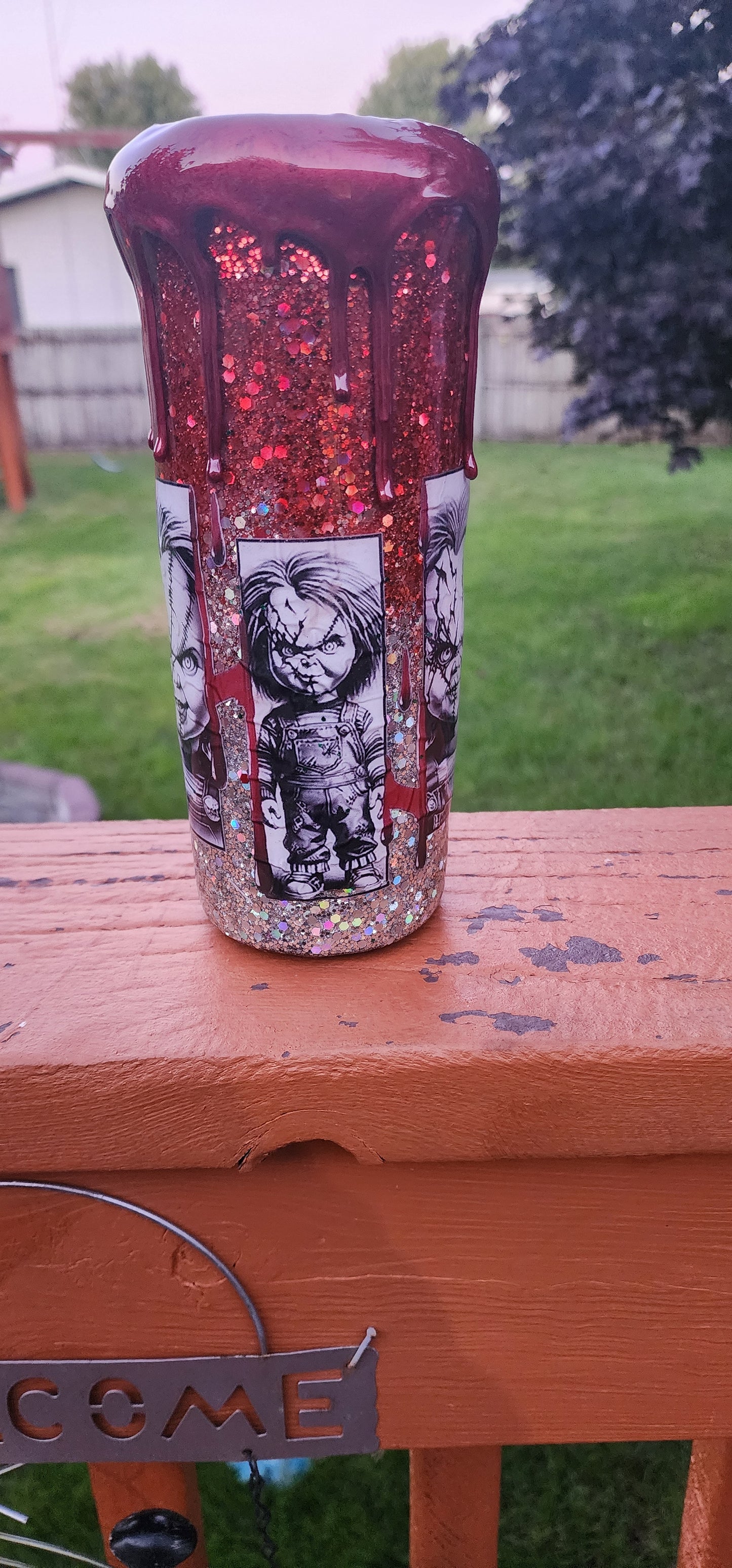 Chucky Horror 20oz Epoxy Stainless Steel Drip Tumbler – Creepy Cute Horror Cup, Scary Movie Fan Gift, Halloween Bloody Horror Drinkware