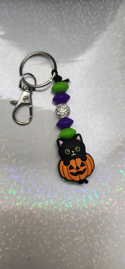 Handmade Halloween Cat Keychain: Pumpkin Charm