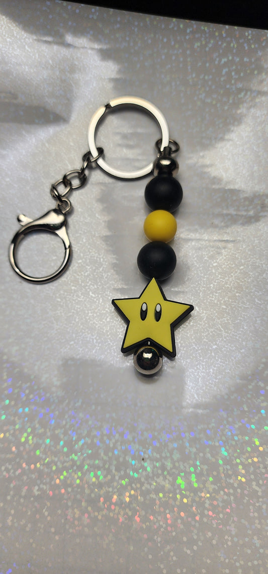 Handmade Mario Super Star Keychain – Beaded Charm, Gamer Accessory, Retro Video Game Gift