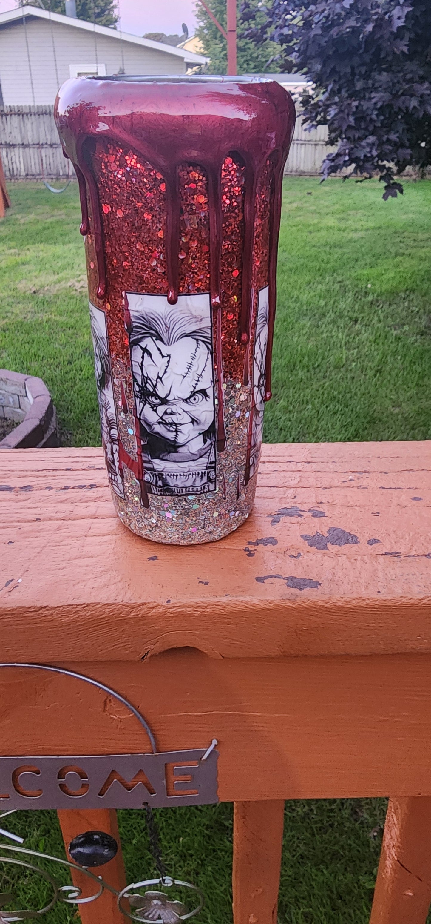 Chucky Horror 20oz Epoxy Stainless Steel Drip Tumbler – Creepy Cute Horror Cup, Scary Movie Fan Gift, Halloween Bloody Horror Drinkware