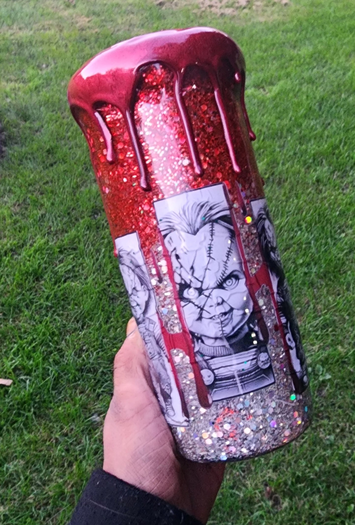 Chucky Horror 20oz Epoxy Stainless Steel Drip Tumbler – Creepy Cute Horror Cup, Scary Movie Fan Gift, Halloween Bloody Horror Drinkware