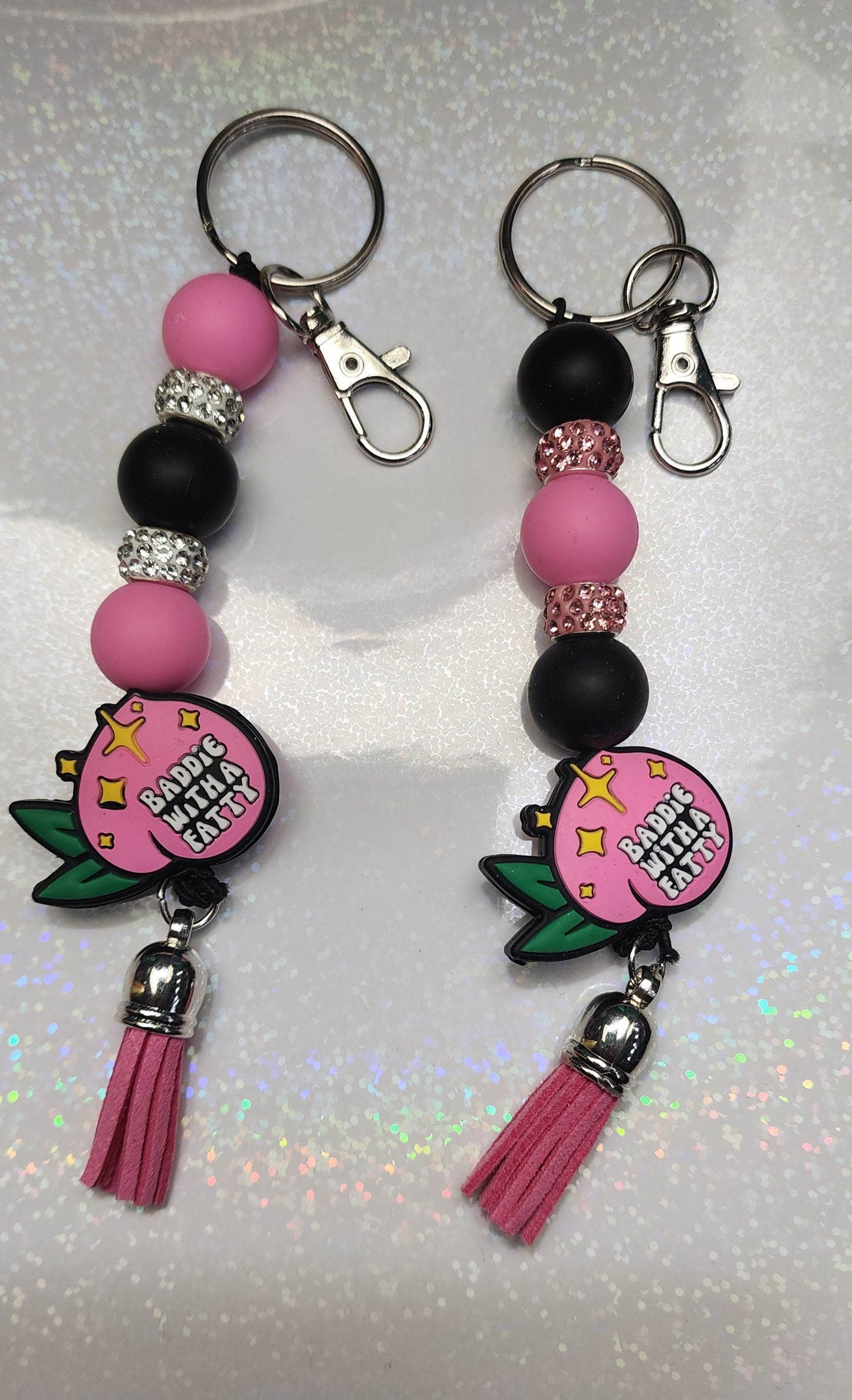 Baddie with a Fatty Peach Keychain – Funny Beaded Keyring, Sassy Bag Charm, Booty Gift for Bestie, Handmade Attitude Accessory