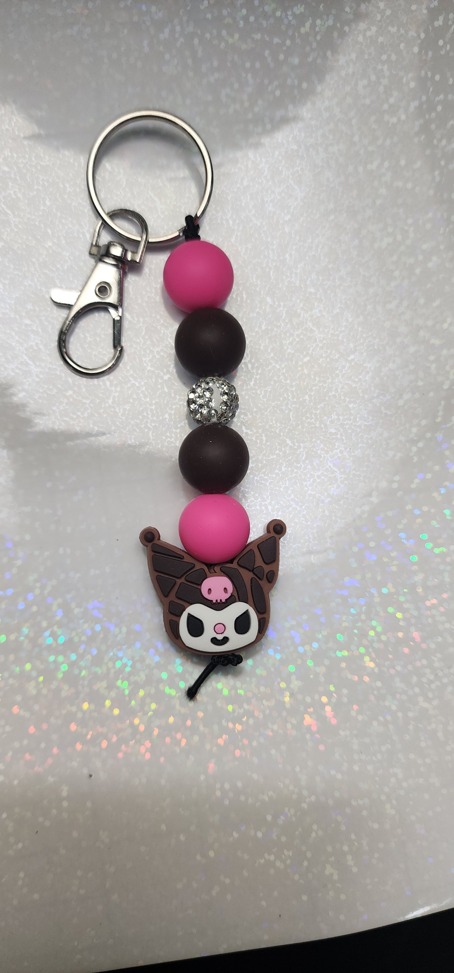Handmade Hello Kitty Keychain – Pink & Brown Beaded Charm, Cute Cat Keyring, Kawaii Bag Accessory, Gift for Hello Kitty Fans